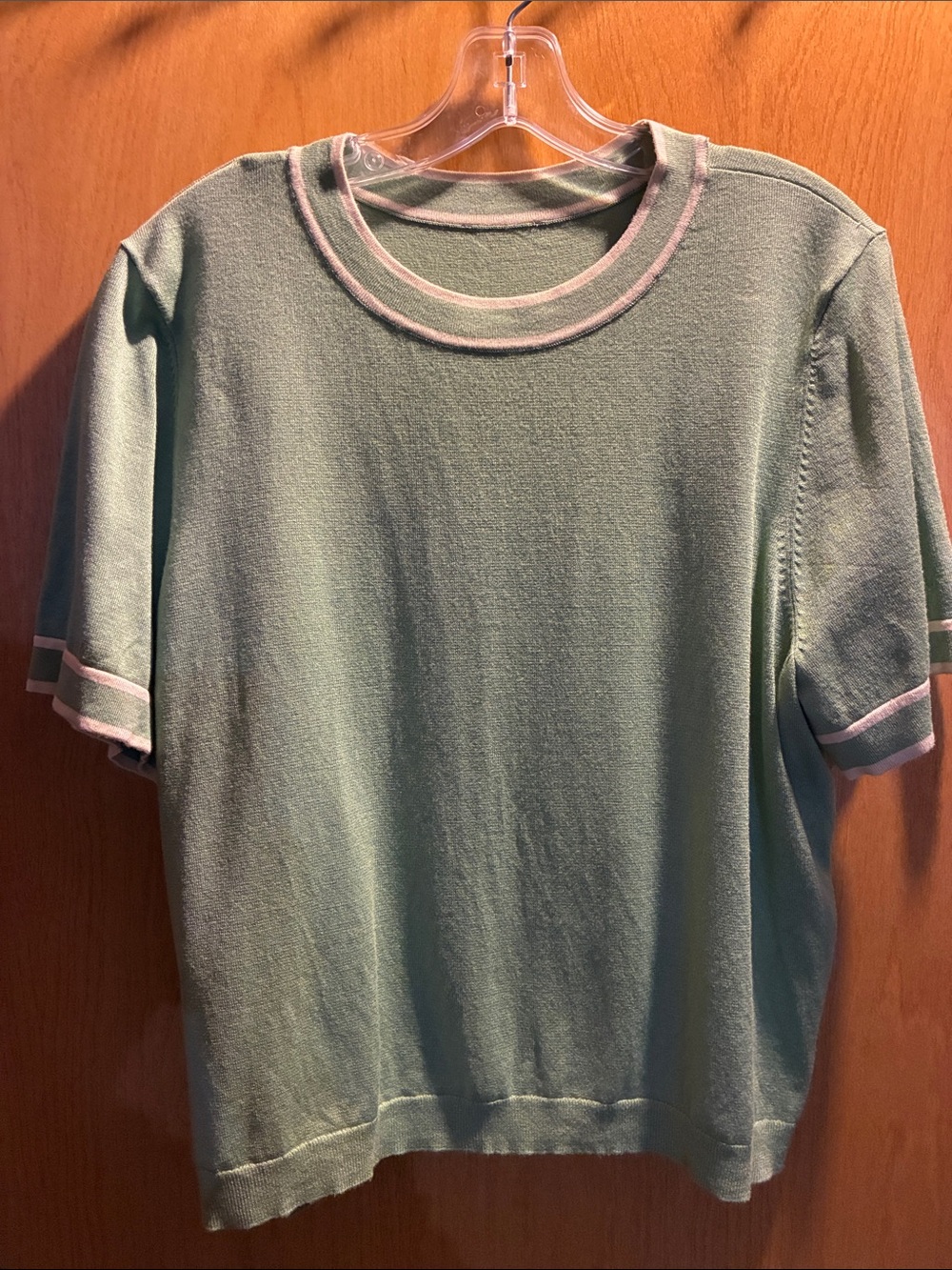 🆕Green Short Sleeve Knit Top with Cream Trim